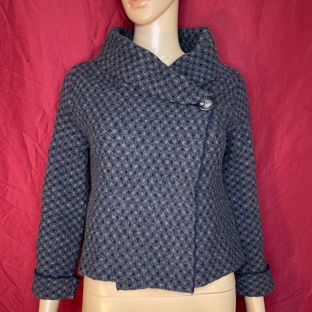 Chiara Mente Italian Wool Blend Plaid Wide Neck Cropped Cardigan Small